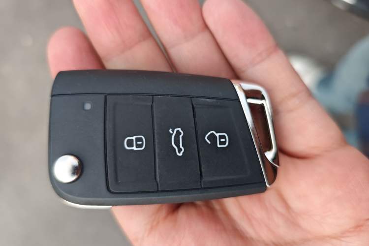 Used Volkswagen Passat 2026 Model, Outstanding 380TSI Longteng Edition Vehicle Key