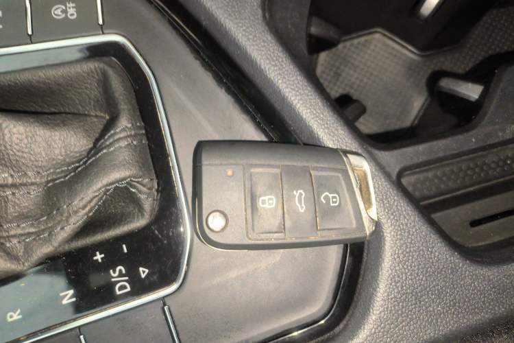 Used Volkswagen Tiguan L 2023 330TSI Automatic Two-Wheel Drive R-Line Enjoyment Edition
