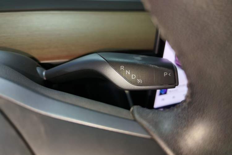 Used Tesla Model 3 2019 Standard Range Rear-Drive Upgraded Version
