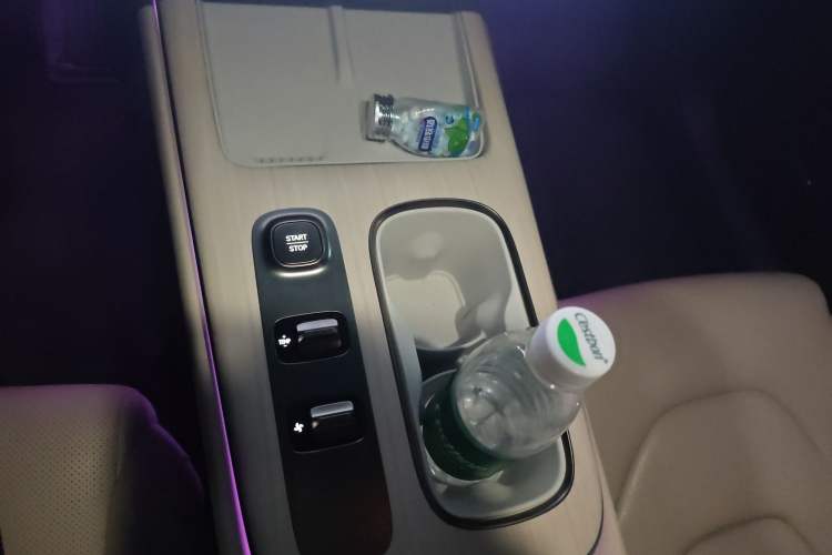 Used Xiaomi Auto SU7 2024 Rear-Drive Long-Range Intelligent Driving Version