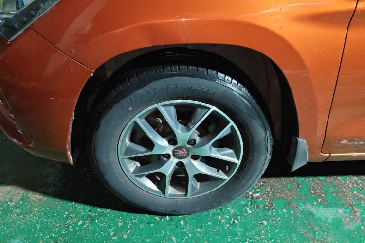 Used BYD Song 2016 GaiShi Edition 1.5TI Manual Elite Model
