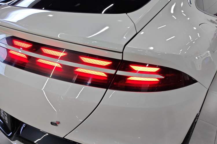 Used Denza Z9GT 2024 1100 Four-Wheel Drive Ultra Version
