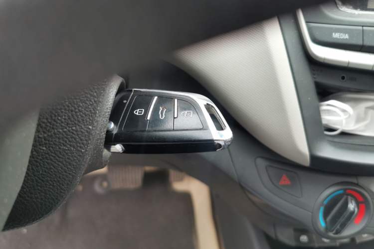 Used Chevrolet Sail 2015 Sail 3 1.3L AMT Ideal Edition Vehicle Key