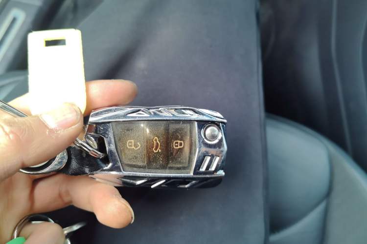 Used Volkswagen Tiguan L 2021 330TSI Automatic Two-Wheel Drive R-Line Enhanced Edition Vehicle Key