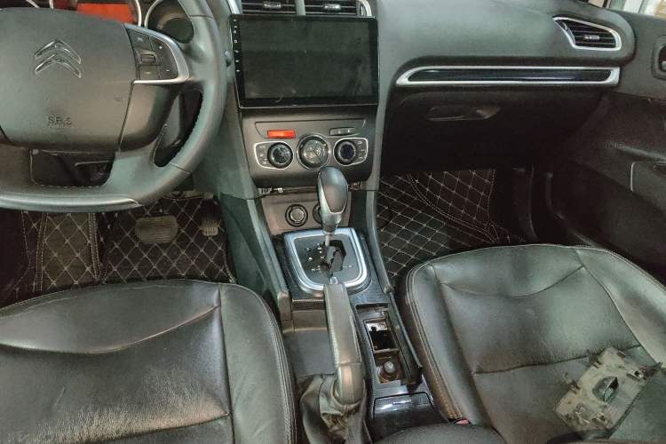 Used Citroen C4L 2014 1.6THP Intelligent Drive Automatic Dynamic Model Audio And AC Panel