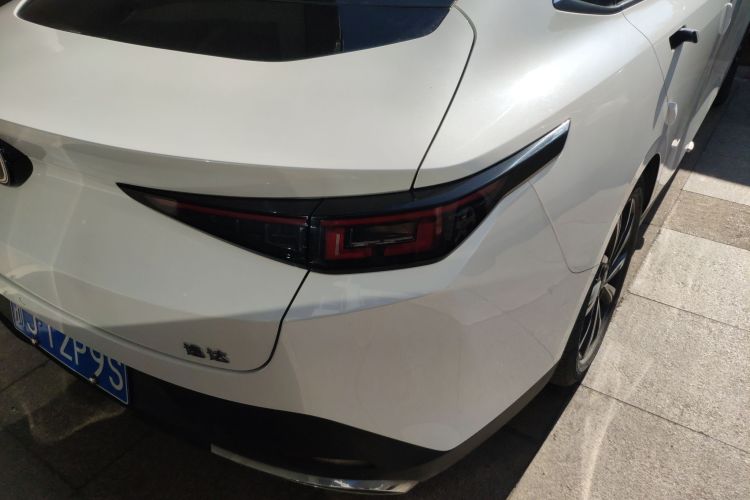 Used CHANGAN Eado DD 2023 Blue Whale NE 1.5T GDI DCT Navigation Model Exterior 6