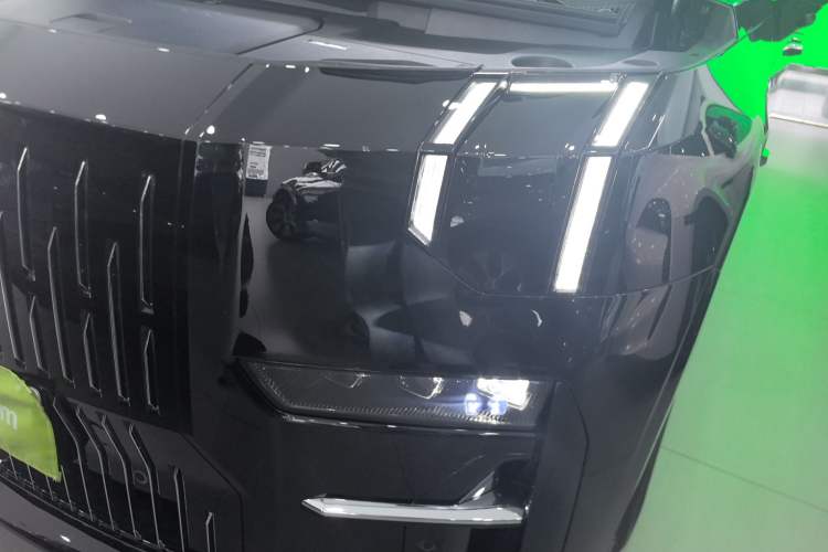 Used Zeekr 009 2022 WE Edition
