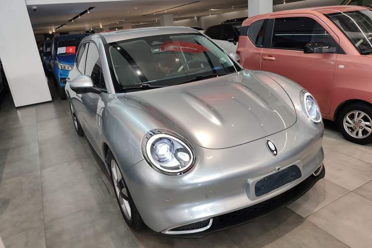 Used ORA Good Cat 2023 401 km Standard Range Premium Version Lithium Iron Phosphate
