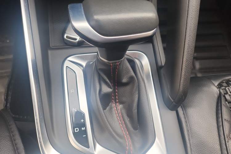 Used Geely Auto Vision X3 2021 PRO 1.5L CVT Deluxe Model Gear Lever