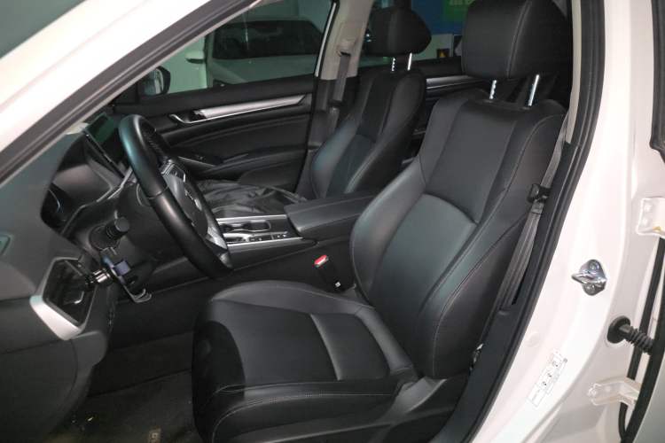 Used Honda Accord 2022 260TURBO Luxury Edition Left Front Seat