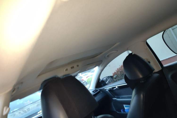 Used Volkswagen Magotan 2013 1.8TSI Luxury Model
