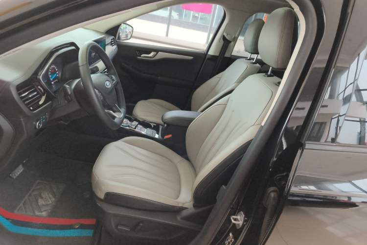 Used Ford Escape 2024 EcoBoost 245 Two-Wheel-Drive Comfort Edition