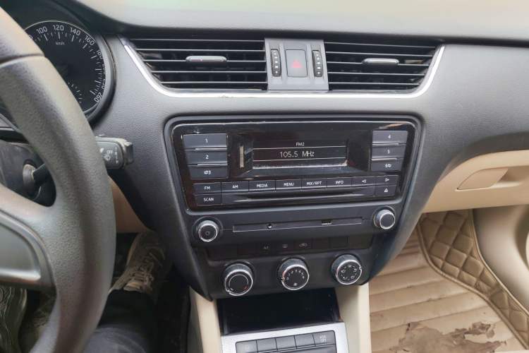 Used Skoda Octavia 2016 1.6L Manual Trend Edition