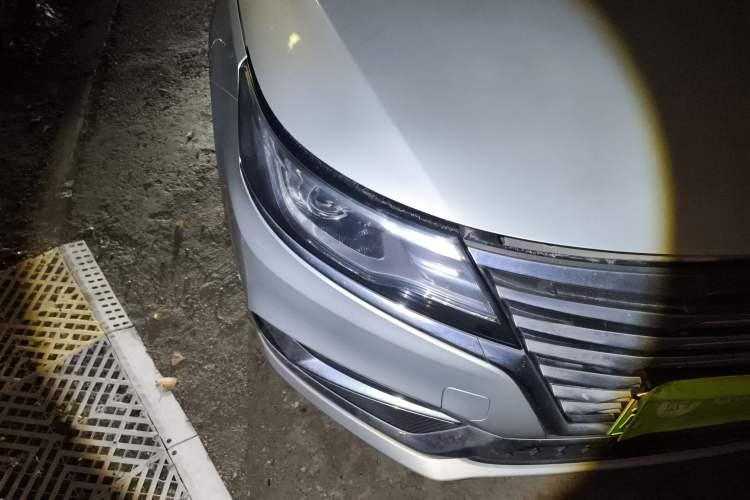 Used Roewe i6 New Energy 2017 45T Hybrid Connect & Smart Enjoyment Edition Exterior 6