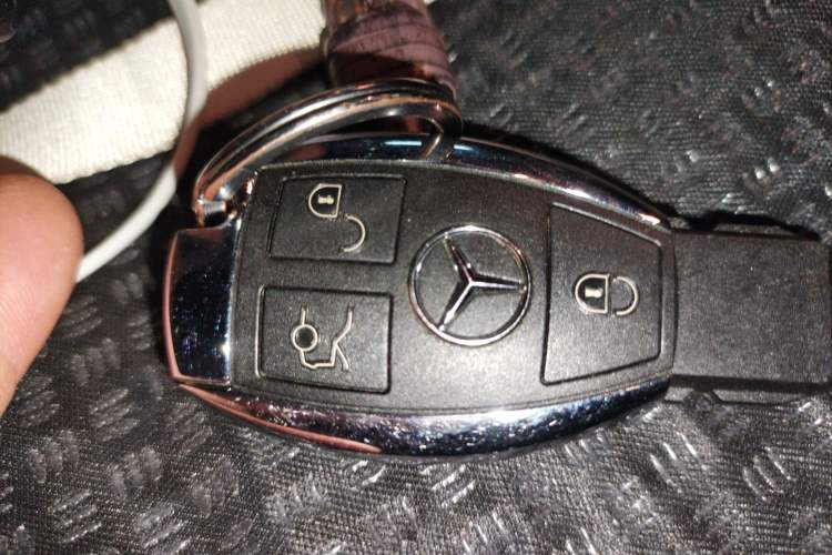 Used Mercedes-Benz GLE Coupe 2018 GLE 400 4MATIC Coupe SUV Vehicle Key