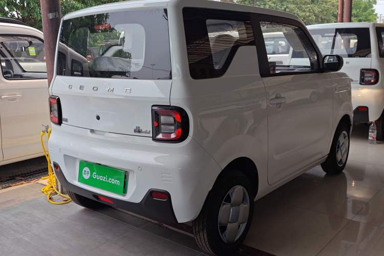 Used Geely Galaxy Panda 2024 Panda Mini 200km Endurance Bear Rear Right 45 Deg