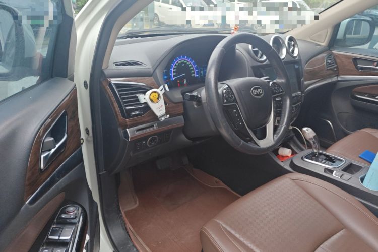 Used BYD S7 2016 2.0T Automatic Prestige Plus