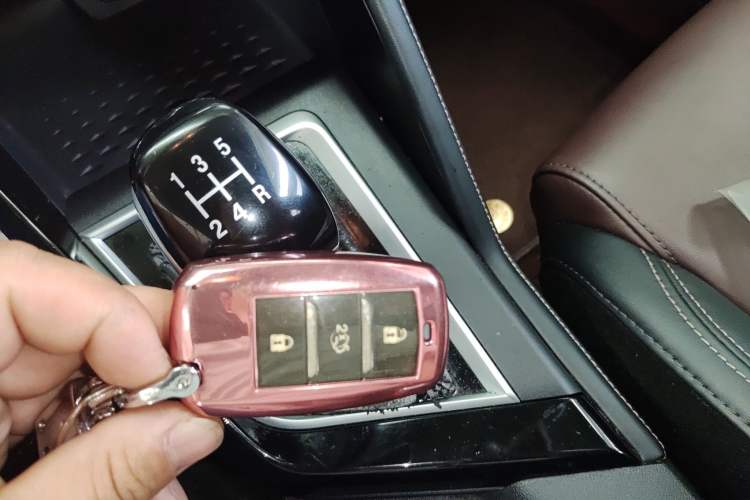 Used CHANGAN CS15 2019 1.5L Manual Enjoyment Model China VI Standard
