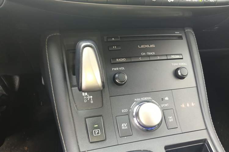 Used Lexus CT 2014 CT200h Comfort Edition Monochrome Gear Lever