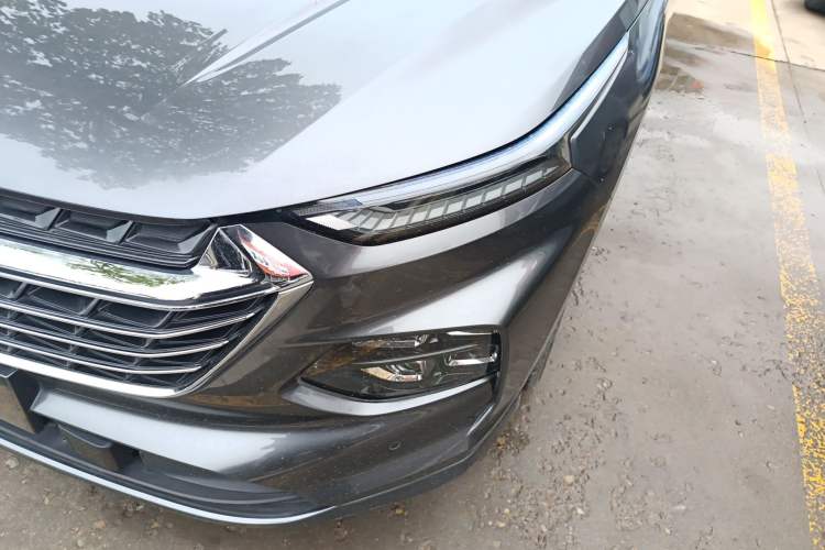Used Wuling Victory 2020 1.5T CVT Flagship Edition Left Front Headlight