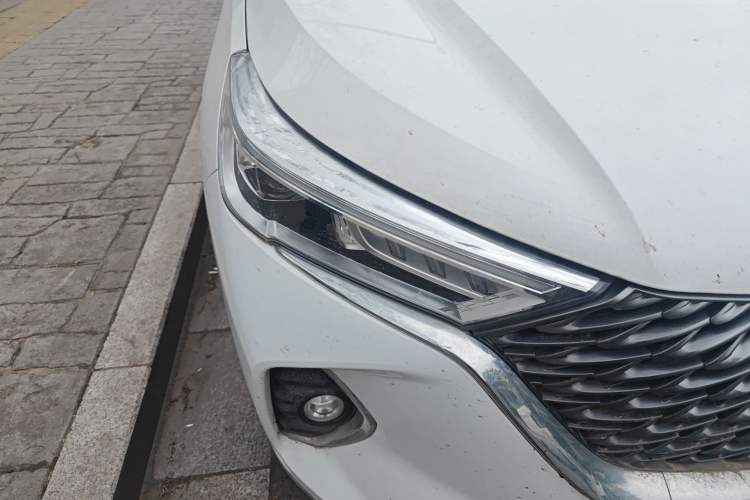 Used Haval M6 2021 PLUS 1.5T DCT Prestige Smart Connectivity Model