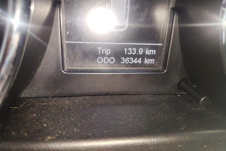 Used Lifan Auto Myway 2016 1.5L Manual Elite Version Odometer Close Up