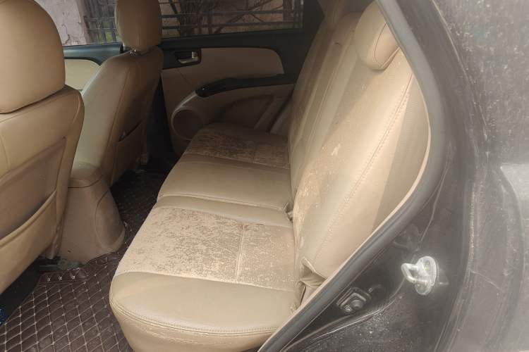 Used Kia Sportage 2013 2.0L Manual Two-Wheel Drive GL Trim
