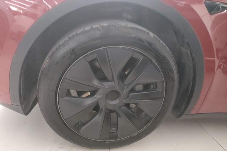 Used Tesla Model Y 2023 Rear-Wheel-Drive Version