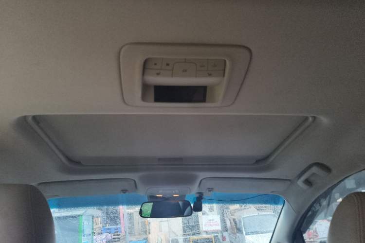 Used Buick GL8 2011 3.0L GT Luxury Business Haoya Edition