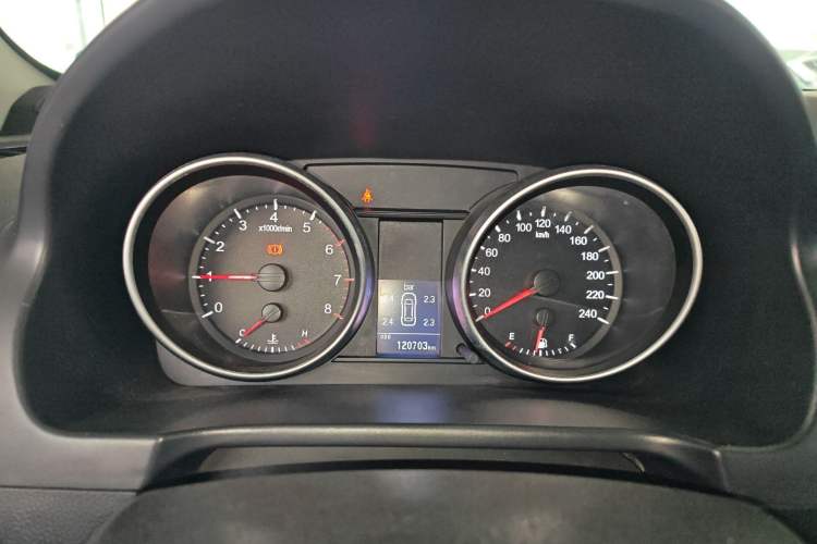 Used Haval H6 2013 Upgraded Model 1.5T Manual Two-Wheel Drive Elite Version