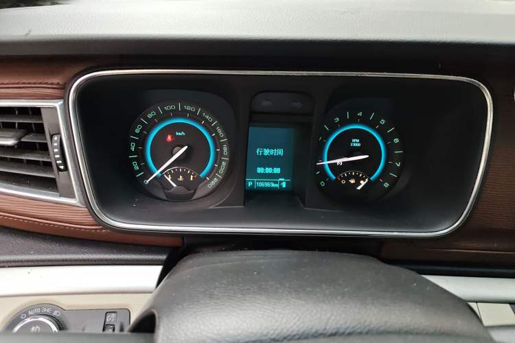 Used Buick GL8 2014 2.4L LT Luxury Business Executive Edition