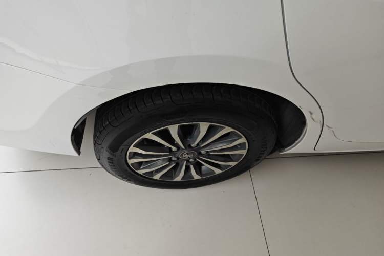 Used Toyota Corolla 2017 Revised Version 1.2T S-CVT GL Exterior 5