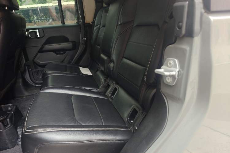 Used Jeep Gladiator 2022 3.6L Pioneer Edition