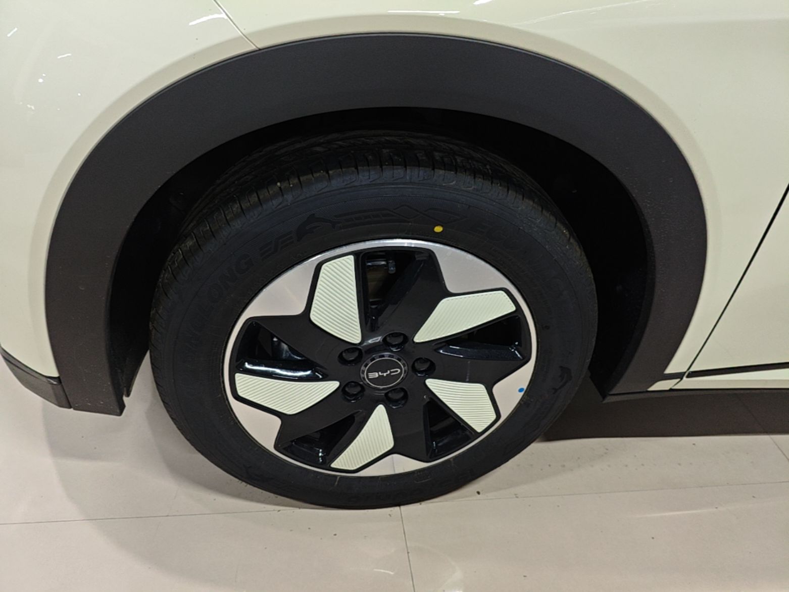 BYD Dolphin 2025 420km Free Edition — снимка 10