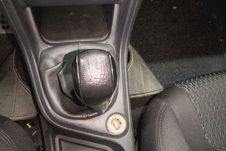 Used Peugeot 308 2014 Enjoy Edition Classic 1.6L Manual YouShang Model Gear Lever