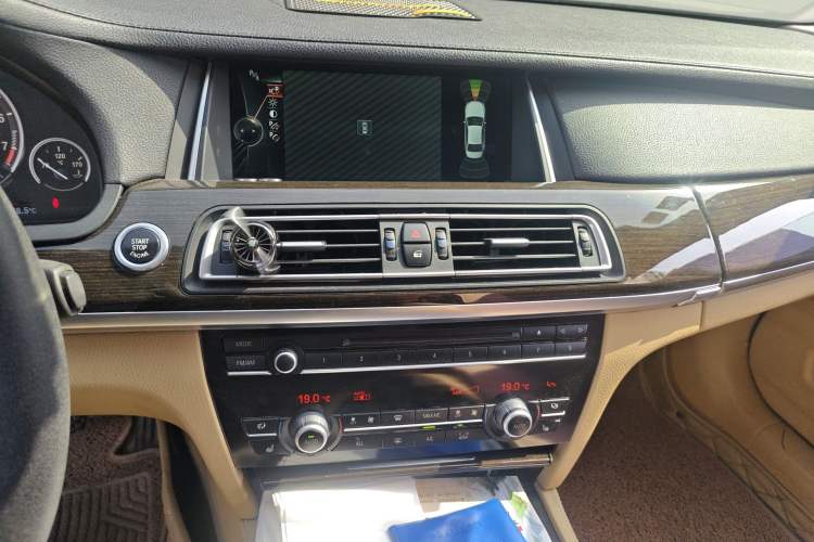 Used BMW 7 Series 2013 730Li Leading Model