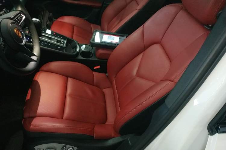 Used Porsche Macan 2022 Macan 2.0T
