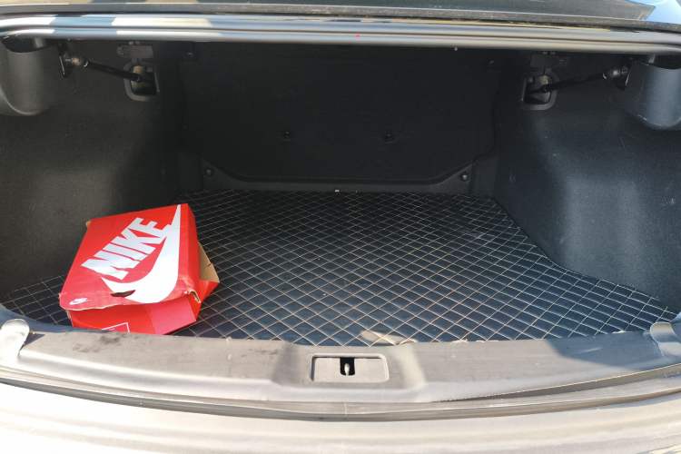 Used Hongqi E-QM5 2024 610 km PLUS