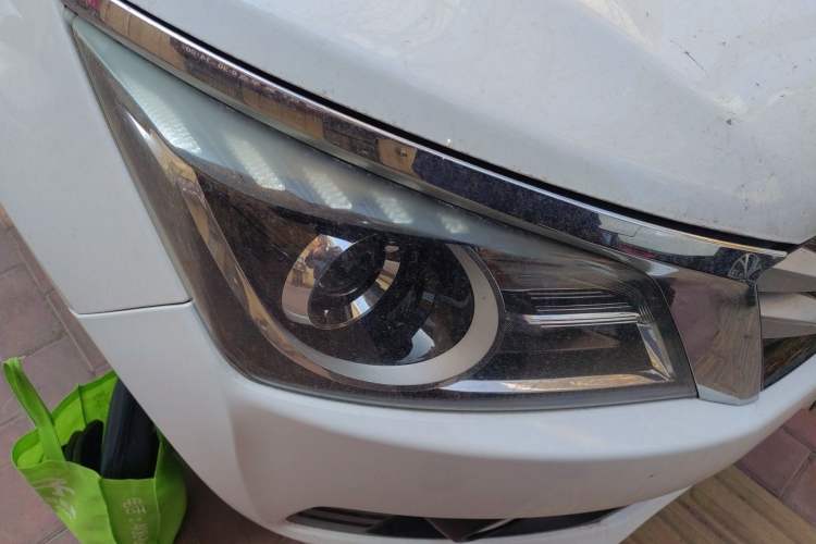 Used Venucia T70 2016 2.0L CVT Smart Edition