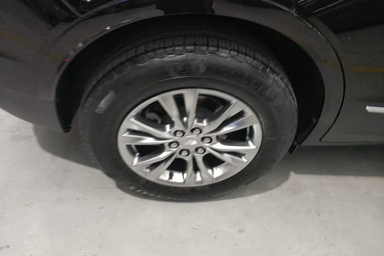 Used Cadillac XT5 2022 2.0T Two-Wheel Drive Luxury Version