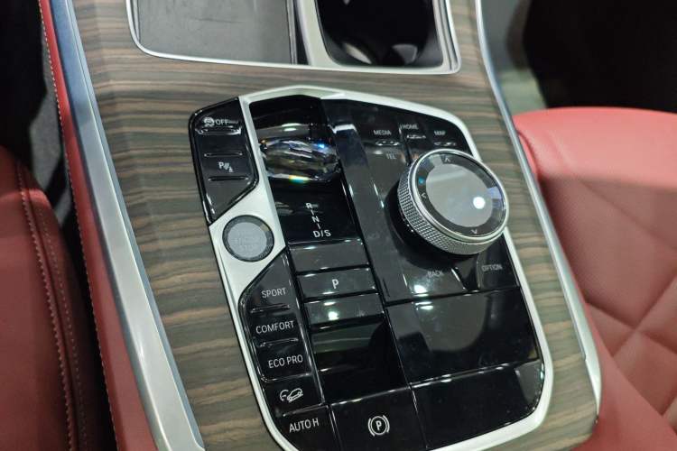 Used BMW X5 2023 xDrive 40Li M Sport Night Edition Package
