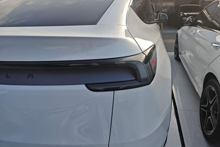 Used Tesla Model Y 2026 Rear-Drive Model