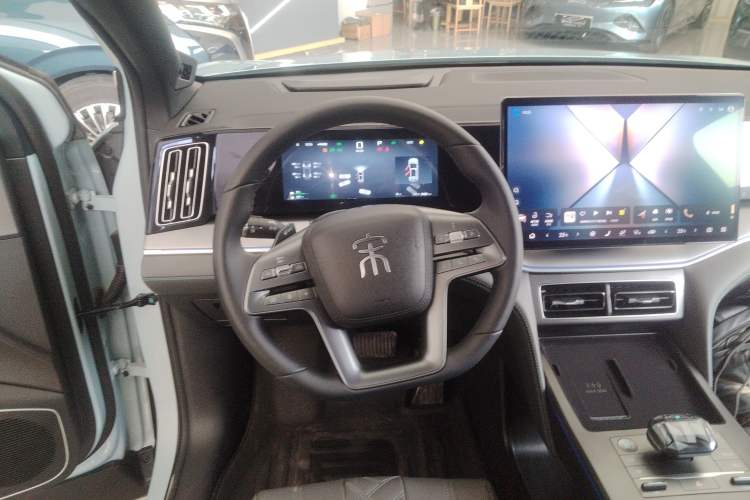 Used BYD Song L DM-i 2025 Intelligent Driving Version 160 km Beyond-Range Type
