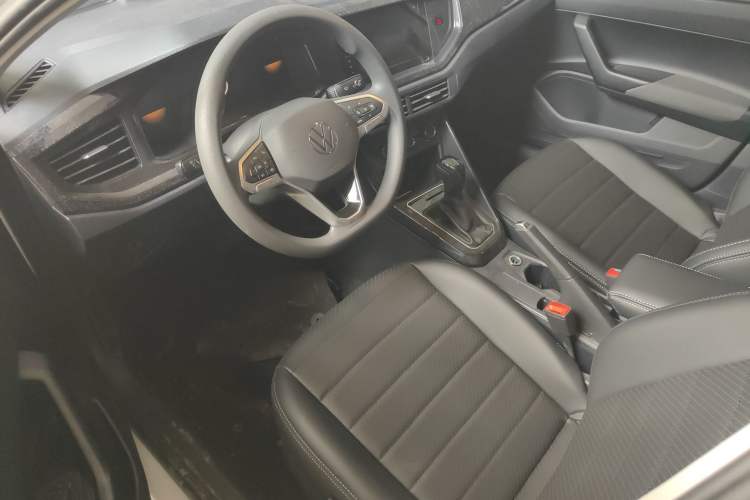 Used Volkswagen Lavida 2023 New Sharp 1.5L Automatic Excellent New Edition
