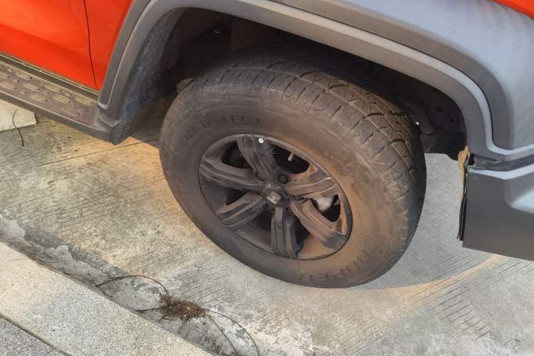 Used Tank 300 2021 Off-Road Edition 2.0T Challenger Right Front Wheel Hub