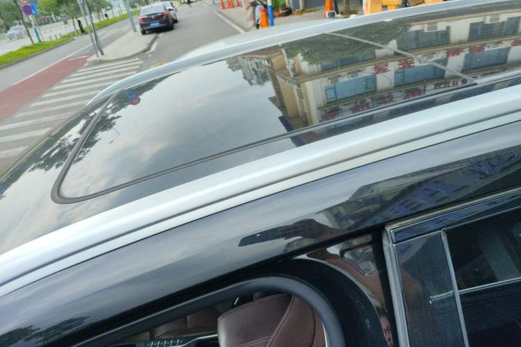 Used Wey VV6 2021 2.0T Two-Wheel Drive Smart Protection+