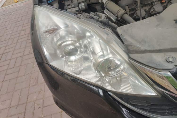 Used Honda CR-V 2010 2.0L automatic two-wheel drive urban version Right Front Headlight