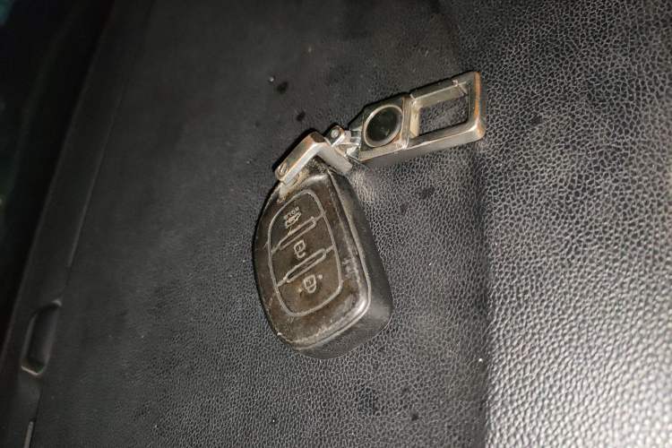 Used Hyundai ix25 2017 1.6L Automatic Smart Version
