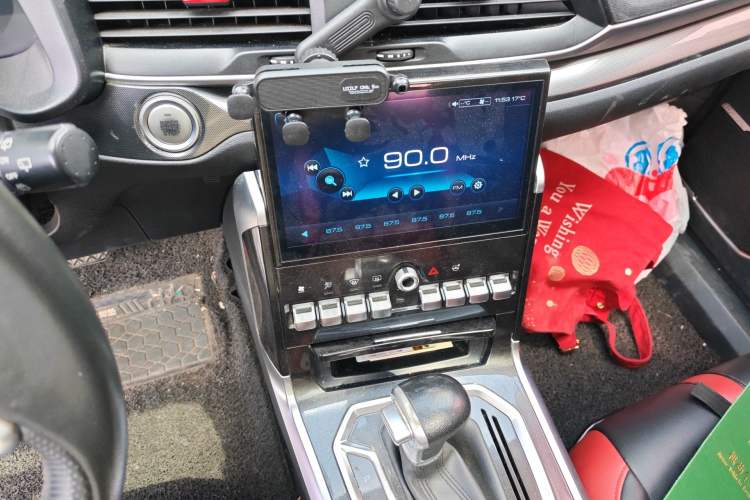 Used Haval H4 2018 Red-Label 1.5 GDIT DCT Fashion Edition Audio And AC Panel