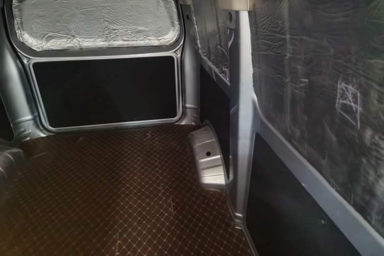 Used Chana Ruixing M60 2023 1.5L GDI Base Model 2-Seat Van
